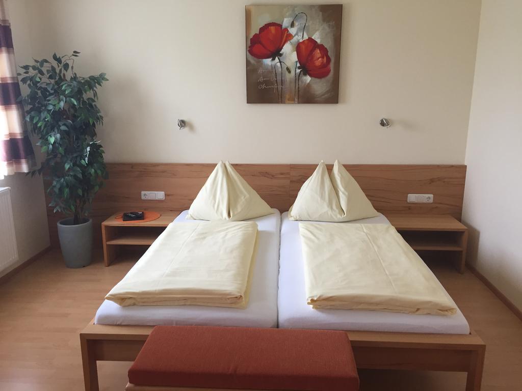 ריד אים אינקריס Gasthaus Hotel Feldschlange מראה חיצוני תמונה