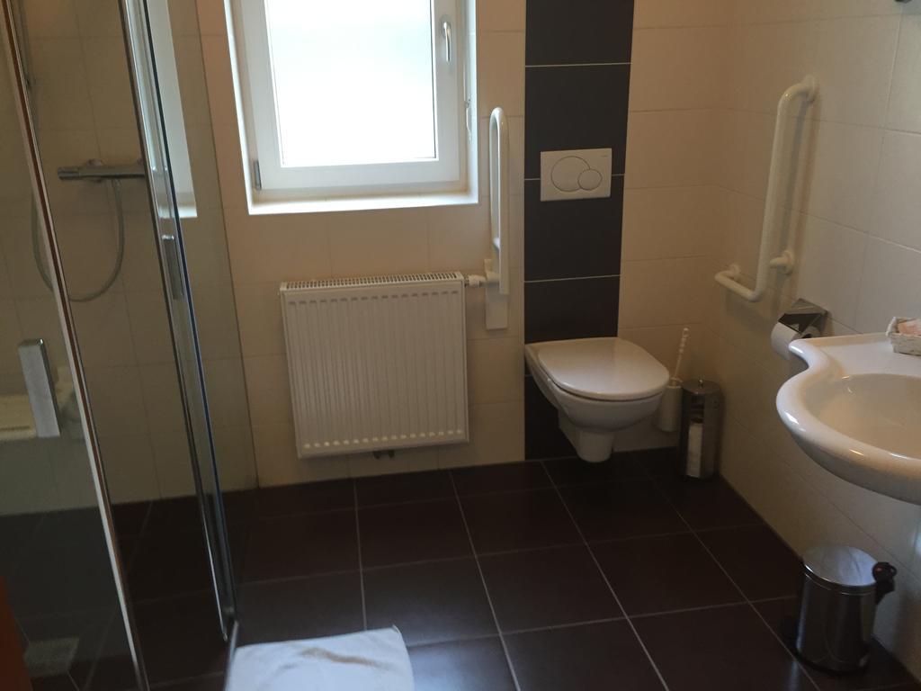 ריד אים אינקריס Gasthaus Hotel Feldschlange מראה חיצוני תמונה