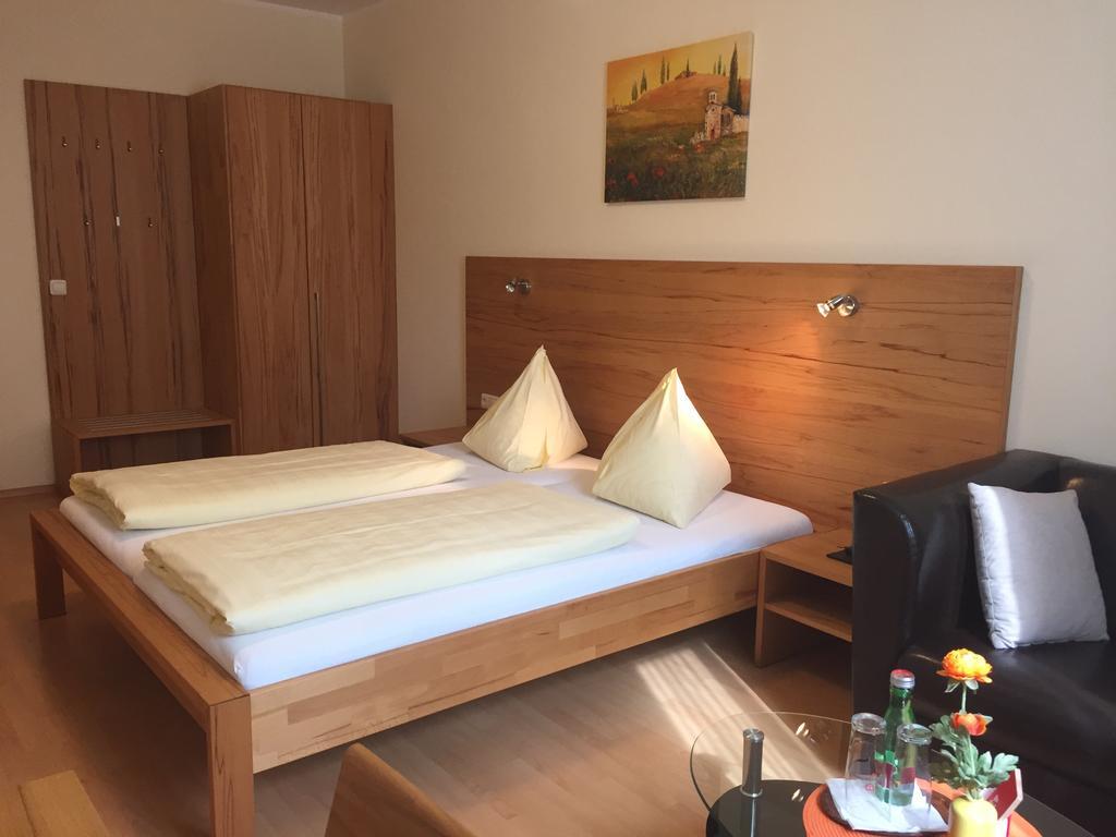 ריד אים אינקריס Gasthaus Hotel Feldschlange מראה חיצוני תמונה